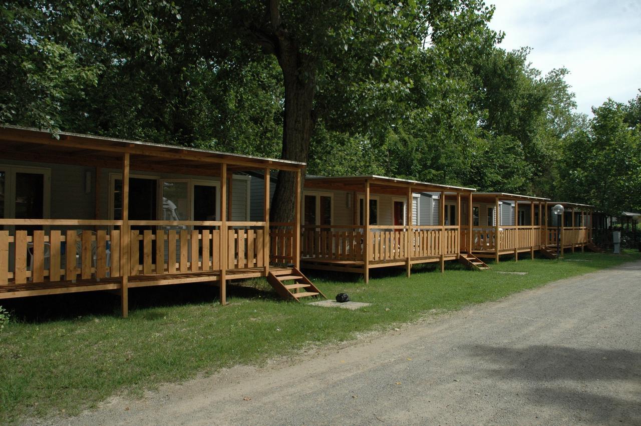 Camping Listro Castiglione del Lago Exterior foto